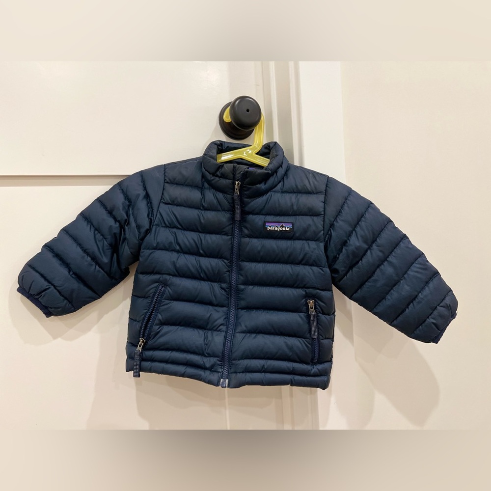 Patagonia Baby Down Sweater Jacket (Size 12-18 months)